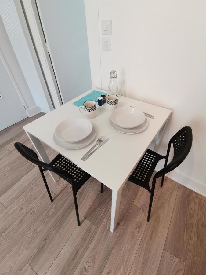 Anemone - Studio Tout Confort En Centre Ville Millau Luaran gambar