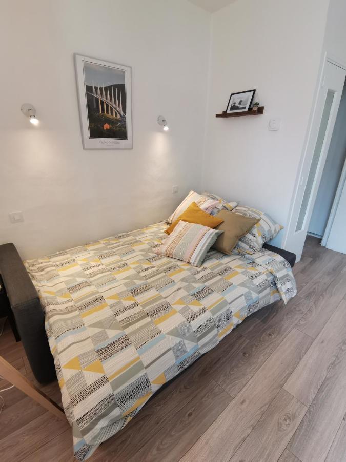 Anemone - Studio Tout Confort En Centre Ville Millau Luaran gambar