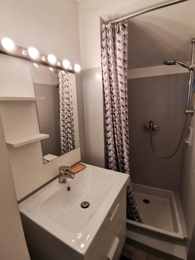 Anemone - Studio Tout Confort En Centre Ville Millau Luaran gambar